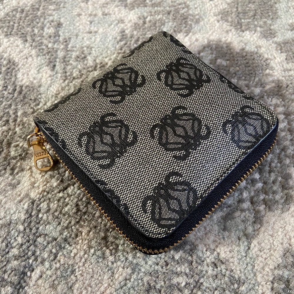 LOEWE  Leather Folding Wallet Logo Folding Wallet